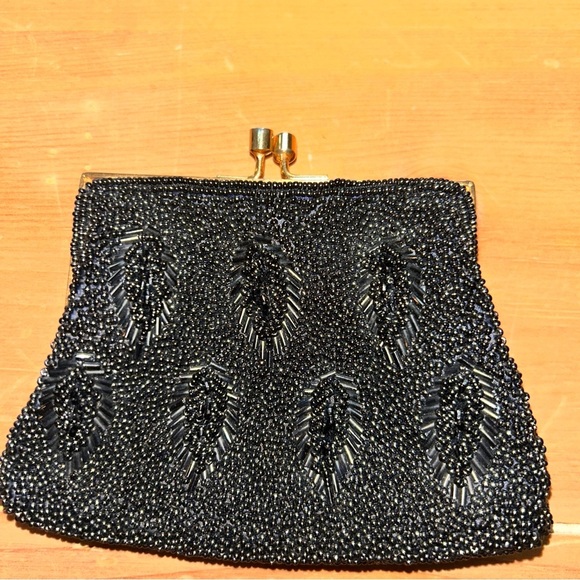 Elegant Black Beaded Clutch - Picture 2 of 4